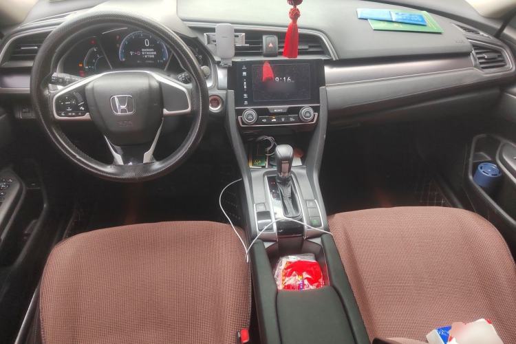 Used Honda Civic 2016 220TURBO CVT Luxury Edition Center Console