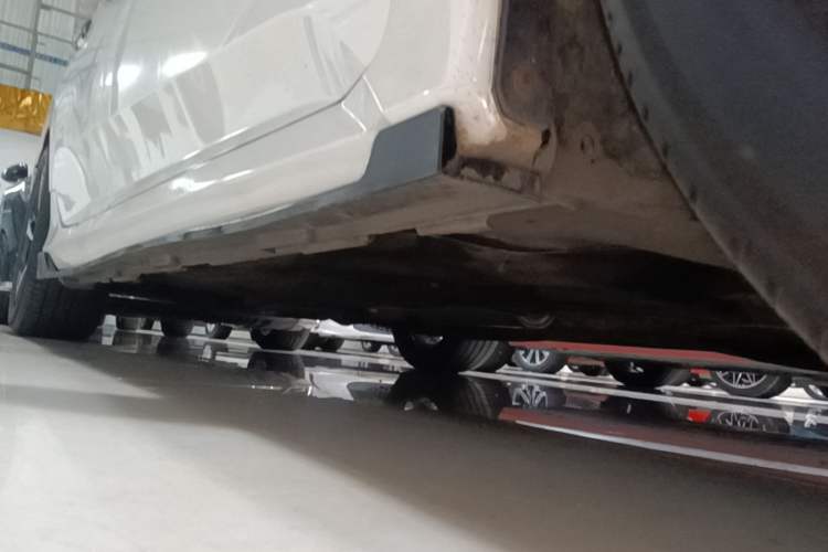 Used Honda Civic 2016 220TURBO Manual Luxury Edition Chassis Front Right