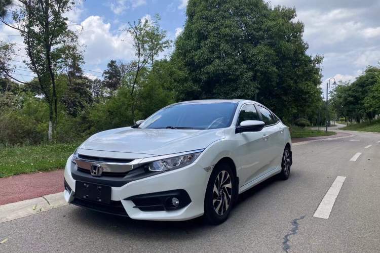 Used Honda Civic 2016 220TURBO CVT Luxury Edition Guazi used car, China used car export, Used car for sale, Used  cars, Cheapest cars for sale