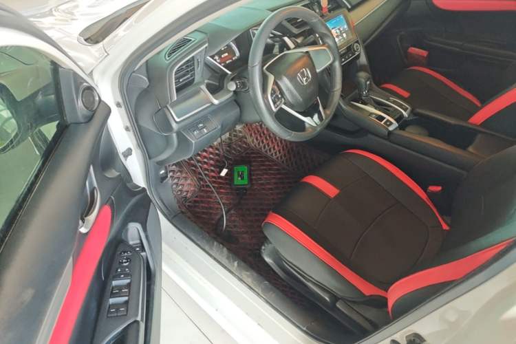 Used Honda Civic 2016 220TURBO CVT Luxury Edition Driver Seat