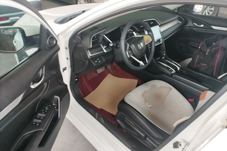 Used Honda Civic 2016 220TURBO CVT Luxury Edition Driver Seat