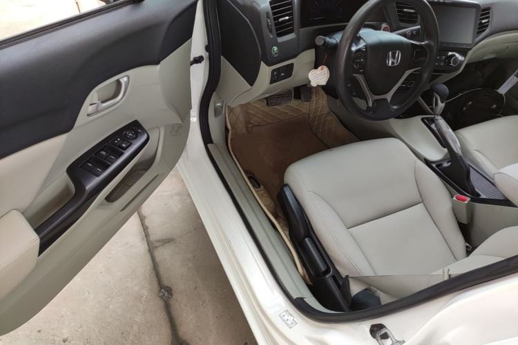 Used Honda Civic 2016 1.8L Automatic Comfort Version Driver Seat