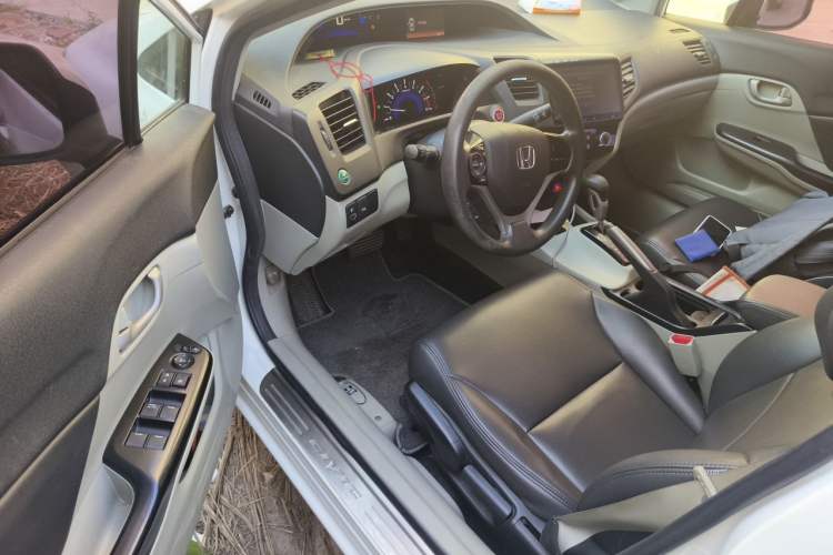 Used Honda Civic 2016 1.8L Automatic Comfort Version Driver Seat