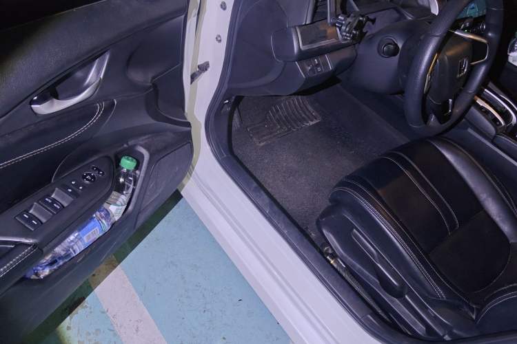 Used Honda Civic 2016 180TURBO CVT Comfort Version Driver Seat