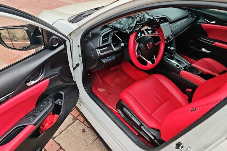 Used Honda Civic 2016 220TURBO CVT Luxury Edition Driver Seat