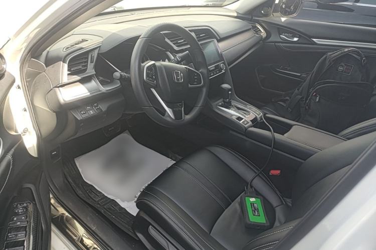 Used Honda Civic 2016 220TURBO CVT Luxury Edition Driver Seat
