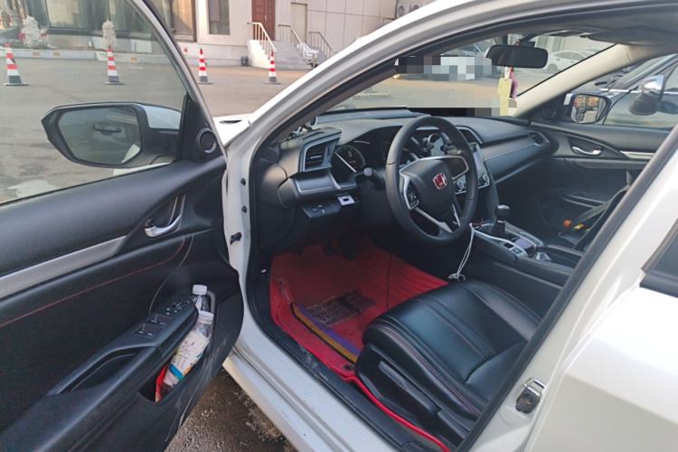 Used Honda Civic 2016 220TURBO Manual Luxury Edition Driver Seat