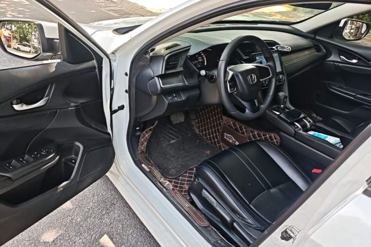 Used Honda Civic 2016 180TURBO CVT Comfort Version Driver Seat