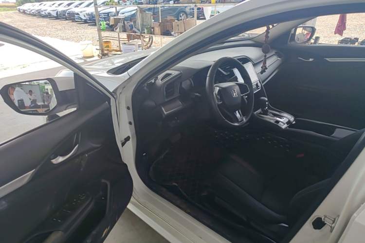 Used Honda Civic 2016 180TURBO CVT Comfort Version Driver Seat
