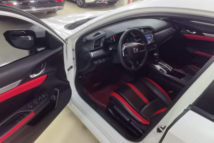 Used Honda Civic 2016 180TURBO CVT Comfort Version Driver Seat