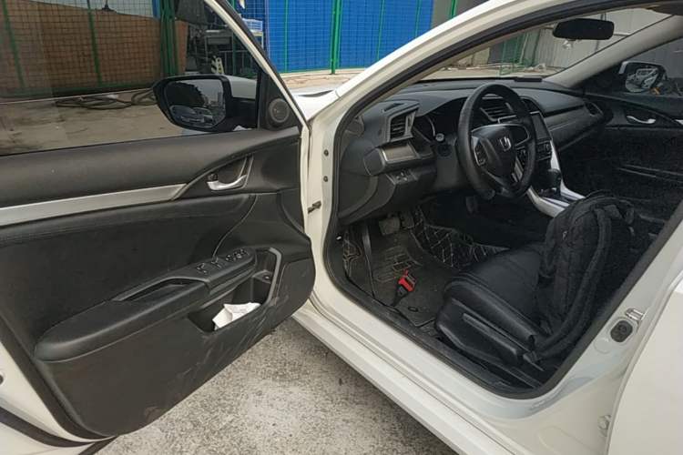 Used Honda Civic 2016 180TURBO CVT Comfort Version Driver Seat