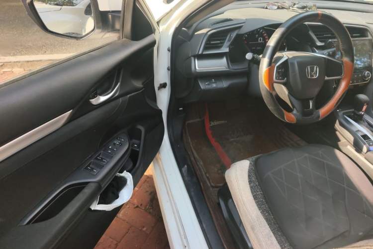 Used Honda Civic 2016 180TURBO CVT Comfort Version Driver Seat