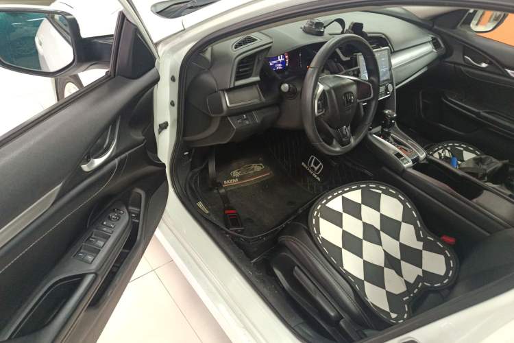 Used Honda Civic 2016 180TURBO CVT Comfort Version Driver Seat