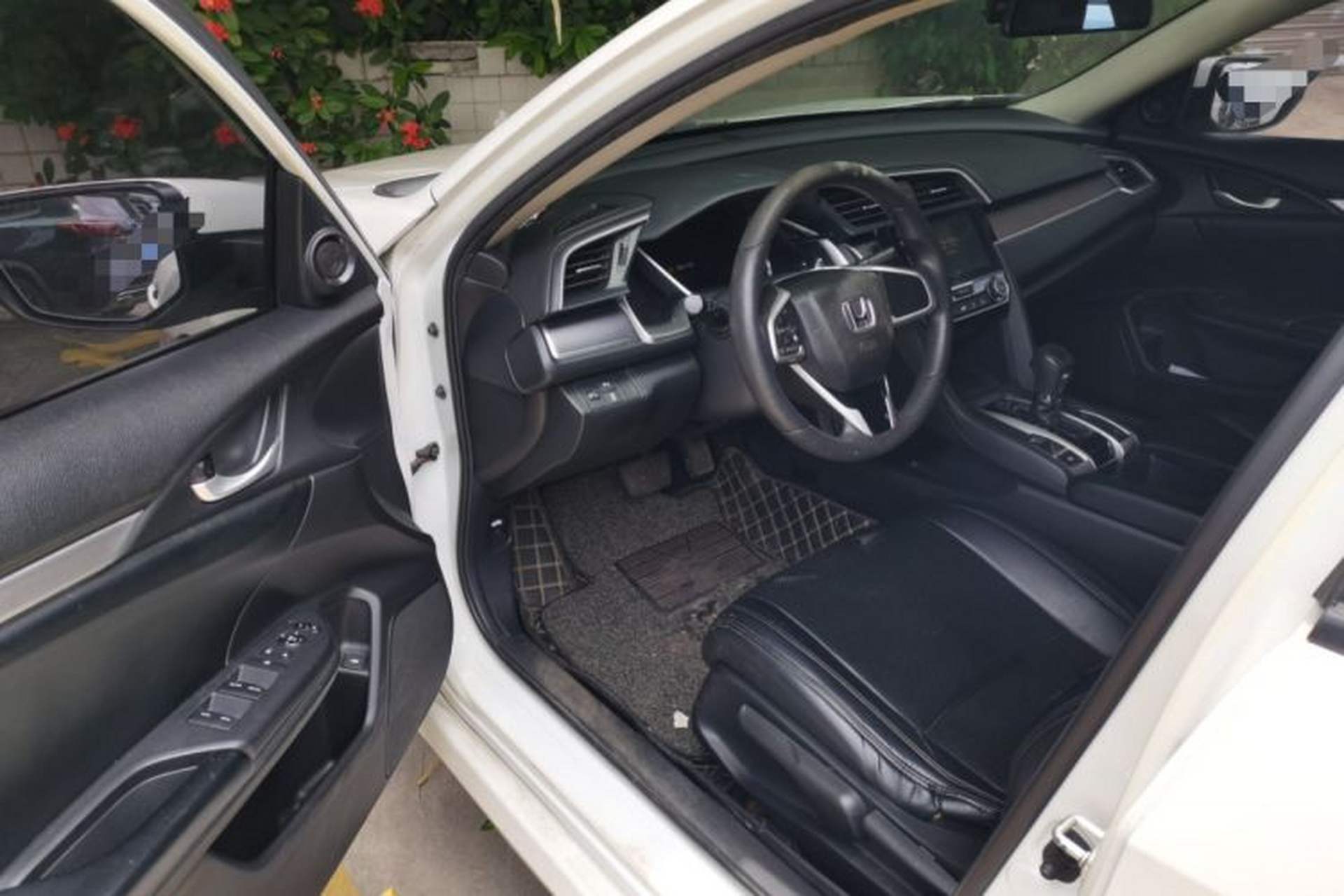 Used Honda Civic 2016 220TURBO CVT Luxury Edition Driver Seat