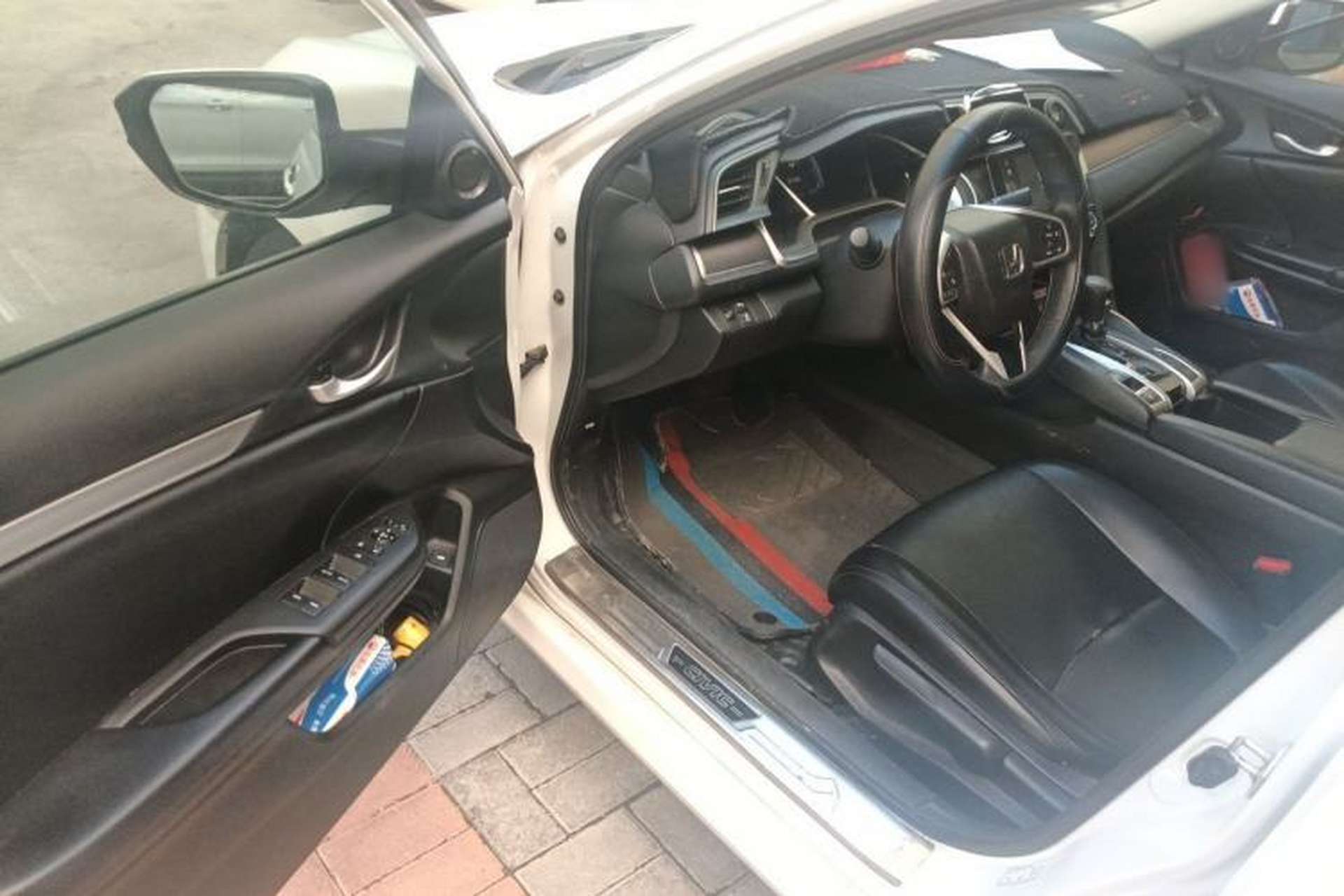 Used Honda Civic 2016 220TURBO CVT Luxury Edition Driver Seat