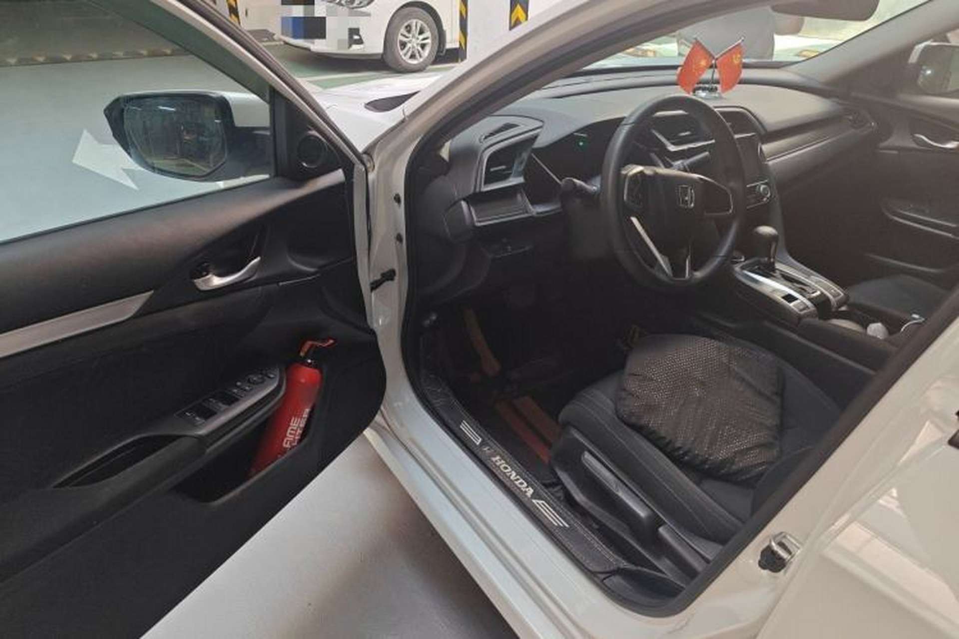 Used Honda Civic 2016 220TURBO CVT Luxury Edition Driver Seat