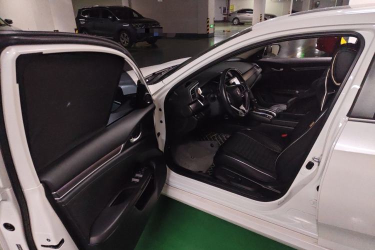 Used Honda Civic 2016 220TURBO CVT Prestige Edition Driver Seat