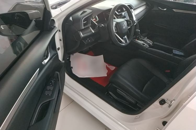 Used Honda Civic 2016 220TURBO CVT Luxury Edition Driver Seat
