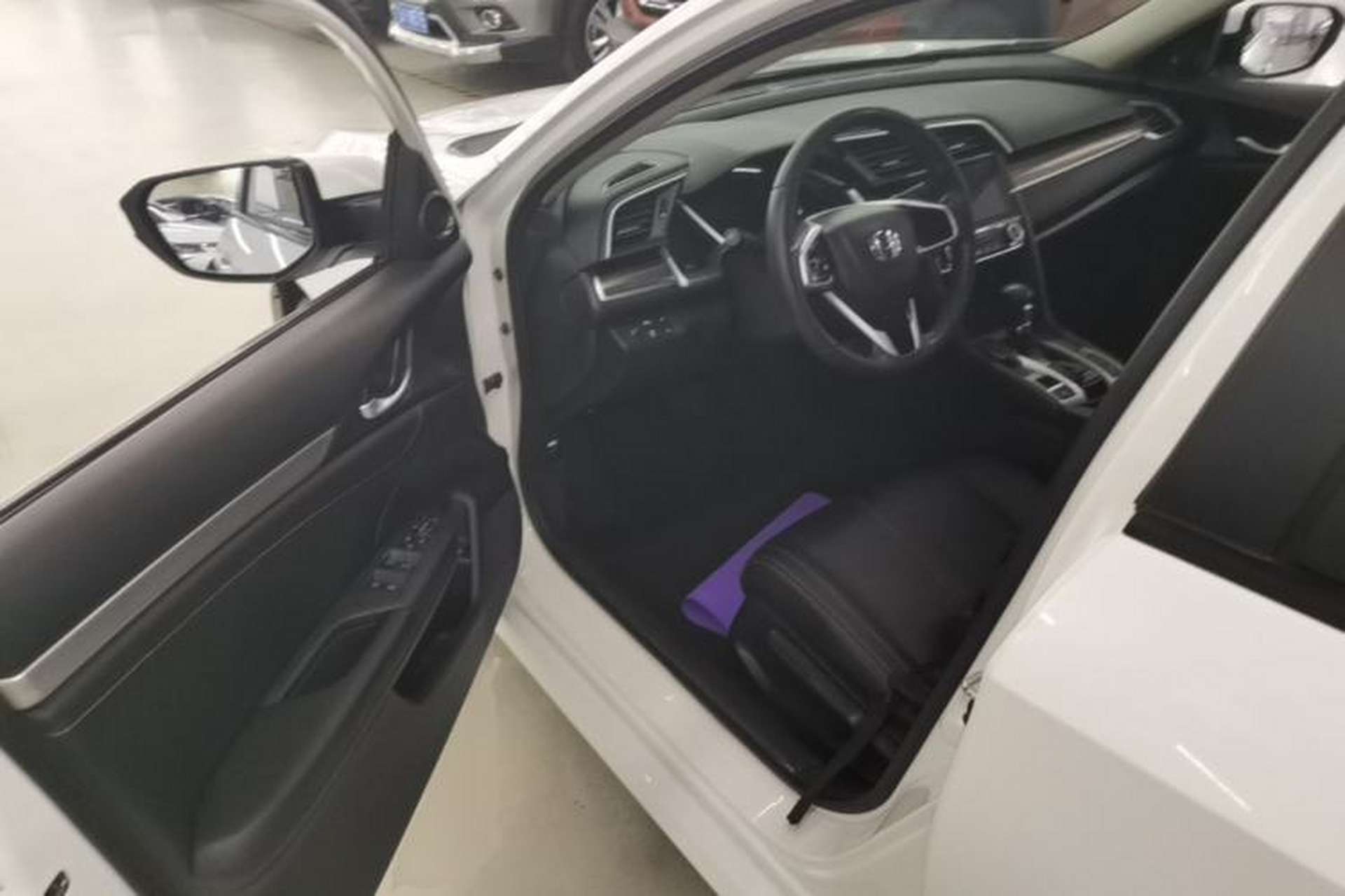 Used Honda Civic 2016 220TURBO CVT Prestige Edition Driver Seat