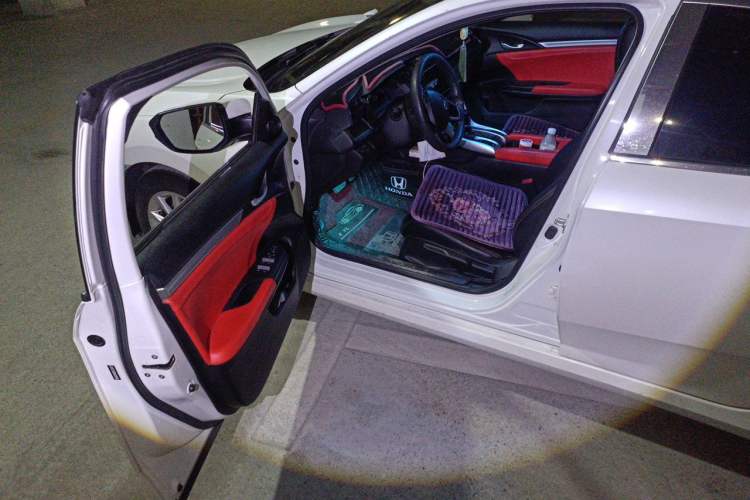 Used Honda Civic 2016 180TURBO CVT Comfort Version Driver Seat