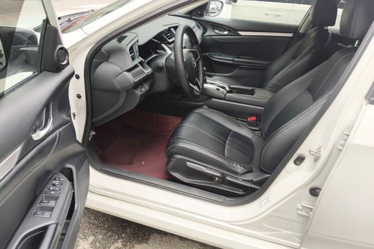 Used Honda Civic 2016 220TURBO CVT Luxury Edition Driver Seat