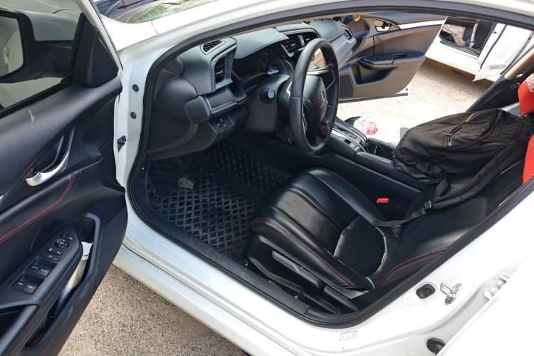 Used Honda Civic 2016 180TURBO CVT Comfort Version Driver Seat