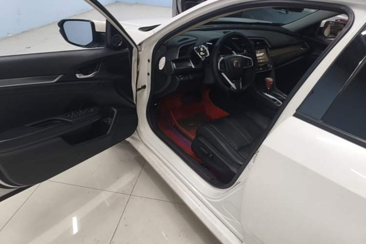Used Honda Civic 2016 220TURBO CVT Prestige Edition Driver Seat