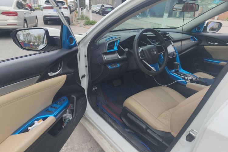 Used Honda Civic 2016 220TURBO CVT Luxury Edition Driver Seat