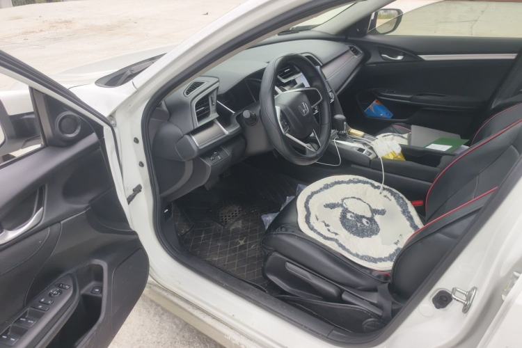 Used Honda Civic 2016 220TURBO CVT Luxury Edition Driver Seat