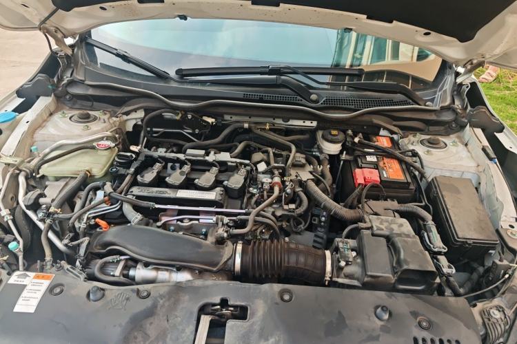 Used Honda Civic 2016 220TURBO Manual Luxury Edition Engine Bay