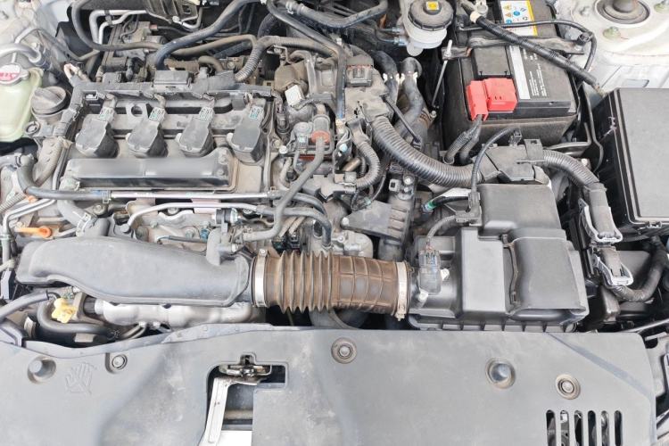 Used Honda Civic 2016 220TURBO CVT Luxury Edition Engine Bay