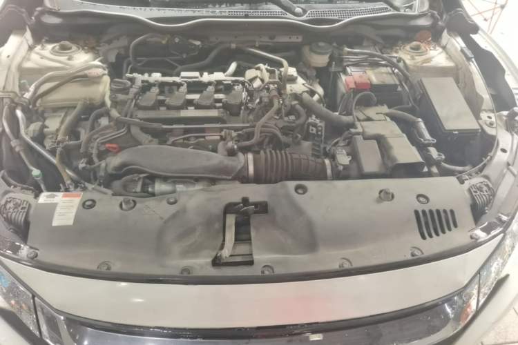 Used Honda Civic 2016 220TURBO CVT Prestige Edition Engine Bay