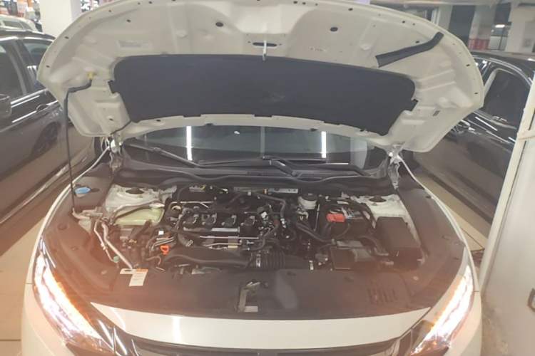 Used Honda Civic 2016 220TURBO CVT Prestige Edition Engine Bay