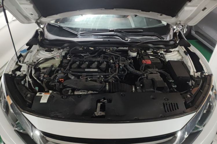 Used Honda Civic 2016 220TURBO CVT Luxury Edition Engine Bay