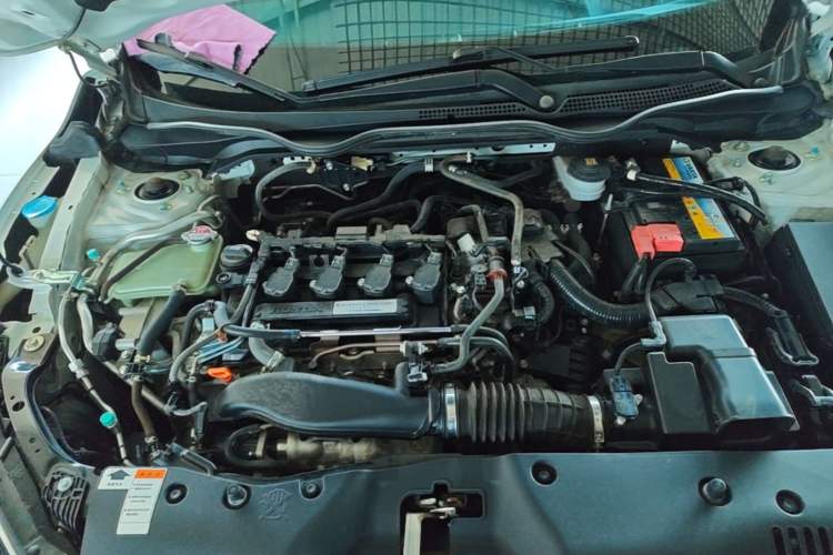 Used Honda Civic 2016 220TURBO CVT Luxury Edition Engine Bay
