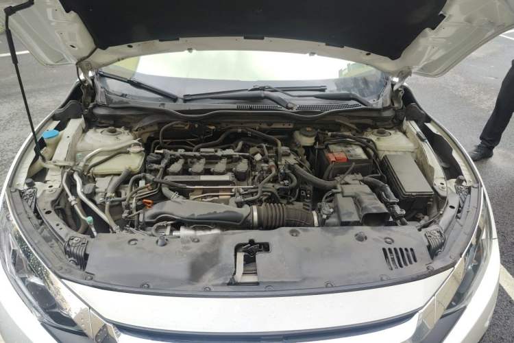 Used Honda Civic 2016 220TURBO CVT Luxury Edition Engine Bay