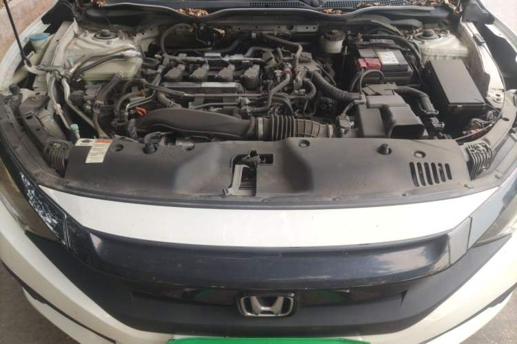 Used Honda Civic 2016 220TURBO CVT Luxury Edition Engine Bay