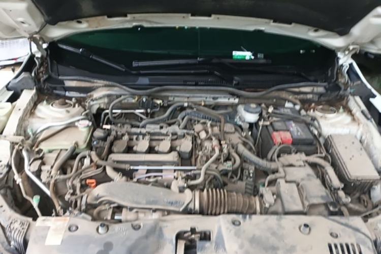 Used Honda Civic 2016 220TURBO CVT Luxury Edition Engine Bay