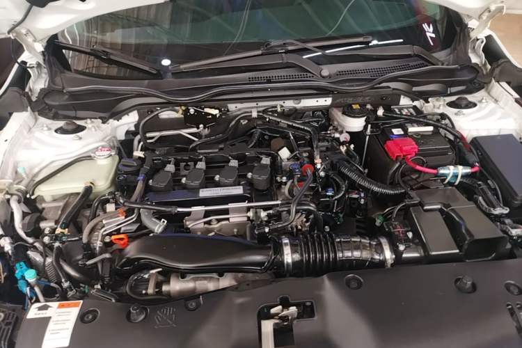Used Honda Civic 2016 220TURBO CVT Luxury Edition Engine Bay