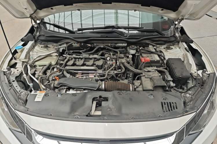 Used Honda Civic 2016 220TURBO Manual Luxury Edition Engine Bay