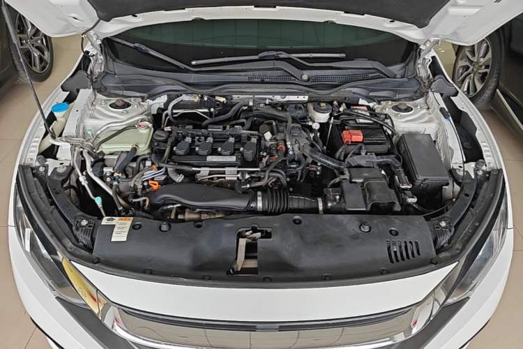 Used Honda Civic 2016 220TURBO CVT Luxury Edition Engine Bay