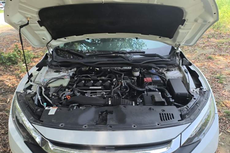 Used Honda Civic 2016 220TURBO CVT Prestige Edition Engine Bay