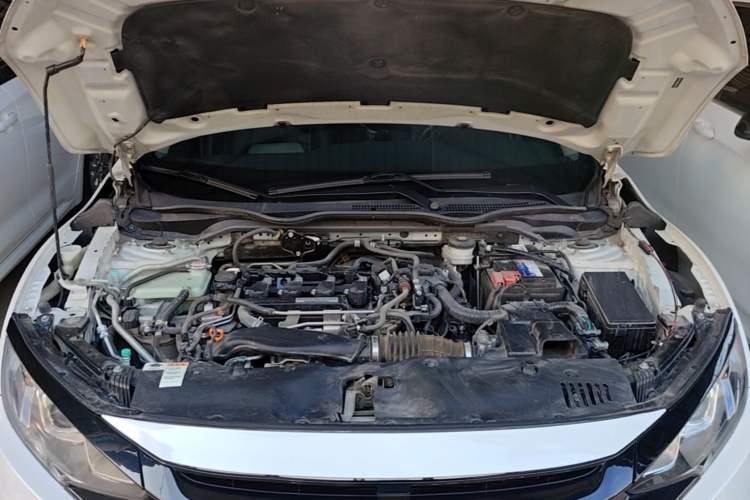 Used Honda Civic 2016 220TURBO CVT Luxury Edition Engine Bay