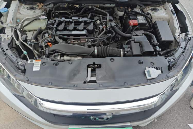 Used Honda Civic 2016 220TURBO CVT Luxury Edition Engine Bay