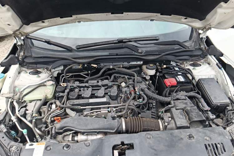 Used Honda Civic 2016 220TURBO CVT Luxury Edition Engine Bay