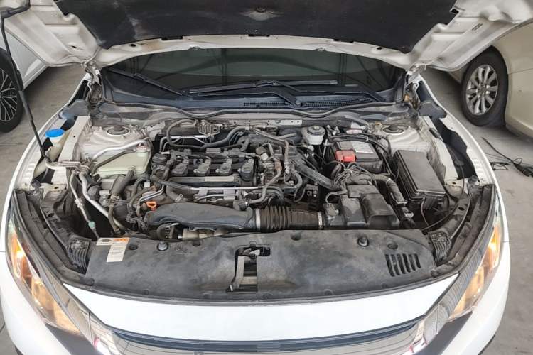 Used Honda Civic 2016 220TURBO CVT Luxury Edition Engine Bay