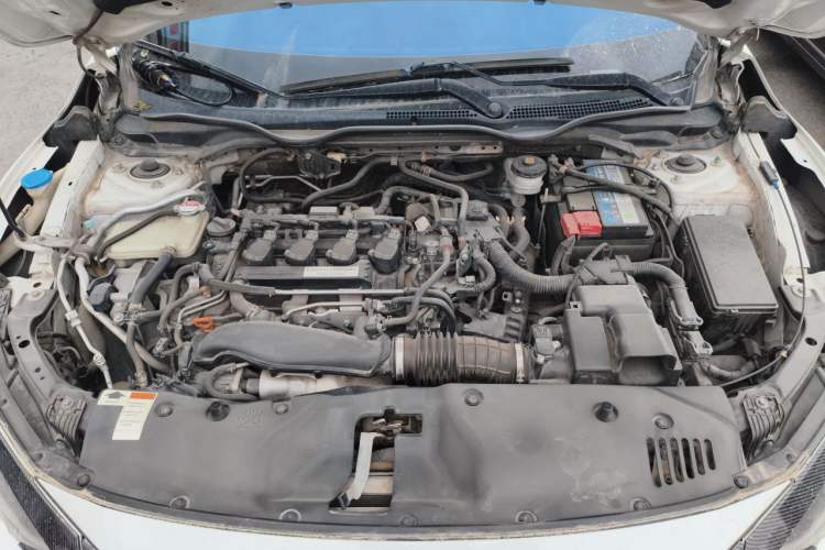 Used Honda Civic 2016 220TURBO CVT Luxury Edition Engine Bay