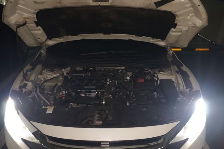 Used Honda Civic 2016 220TURBO CVT Luxury Edition Engine Bay