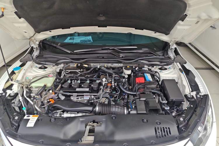 Used Honda Civic 2016 220TURBO CVT Luxury Edition Engine Bay