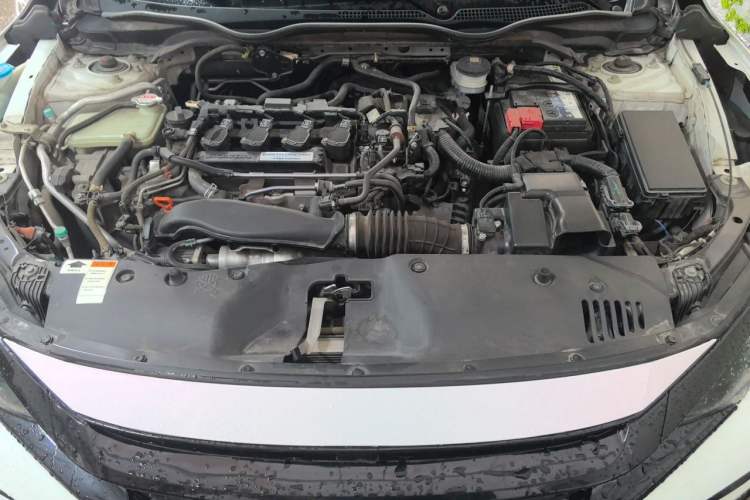 Used Honda Civic 2016 220TURBO CVT Luxury Edition Engine Bay